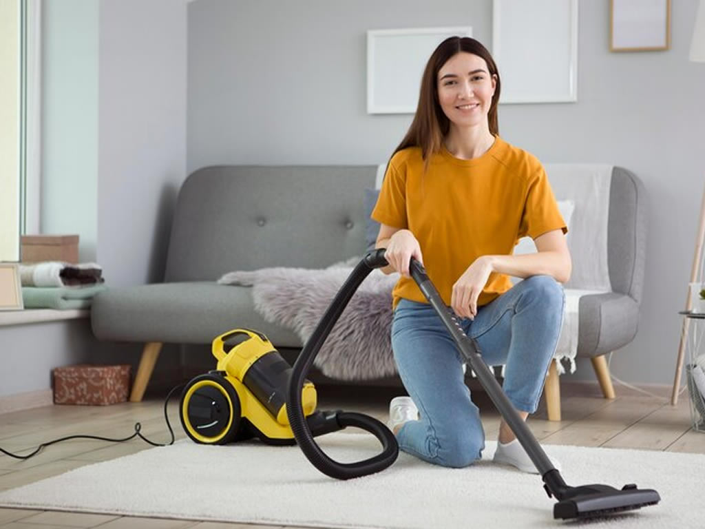 Vacuum & Mopping Machines